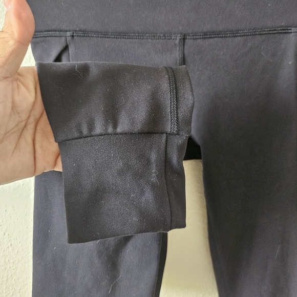 Avalanche Black Wormen's  Wok Leggings Size XSmall. - Picture 4 of 7